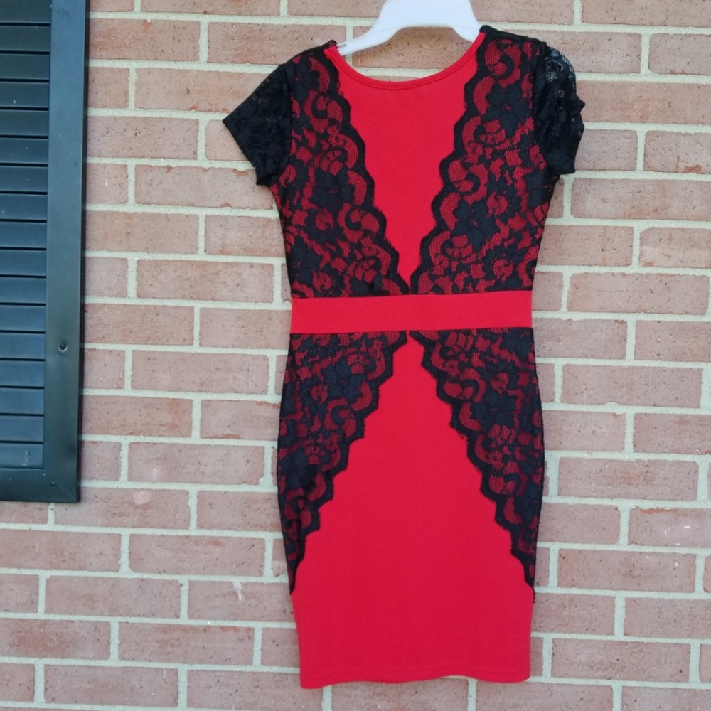 Lady Dress Red/ Black Lace Sz M